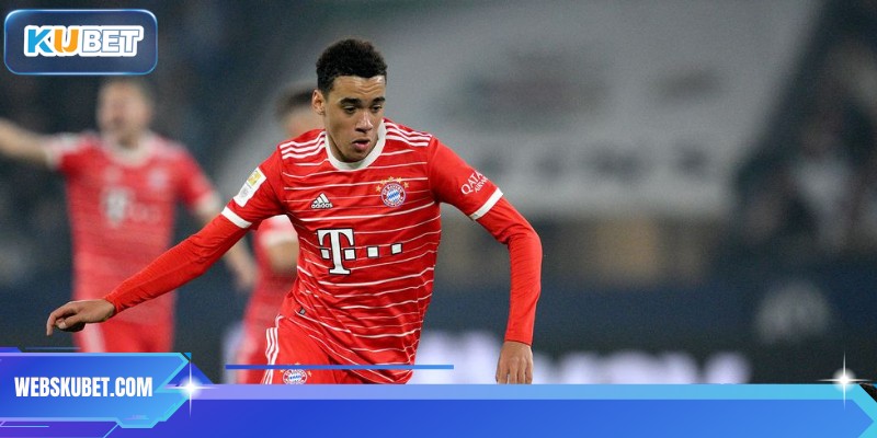 Dự đoán dựa trên phong độ cực chuẩn